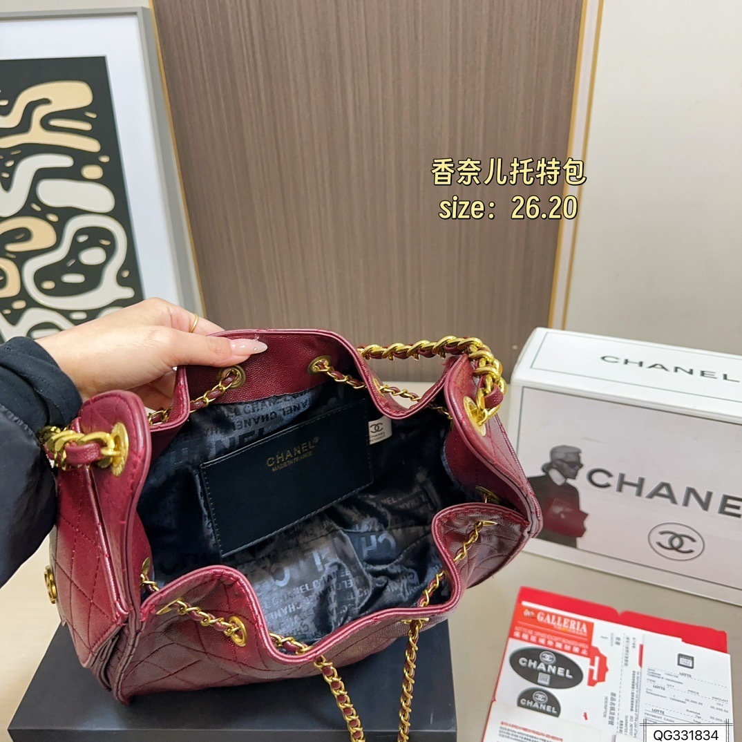 Chanel       $85      ID:8691 gallery