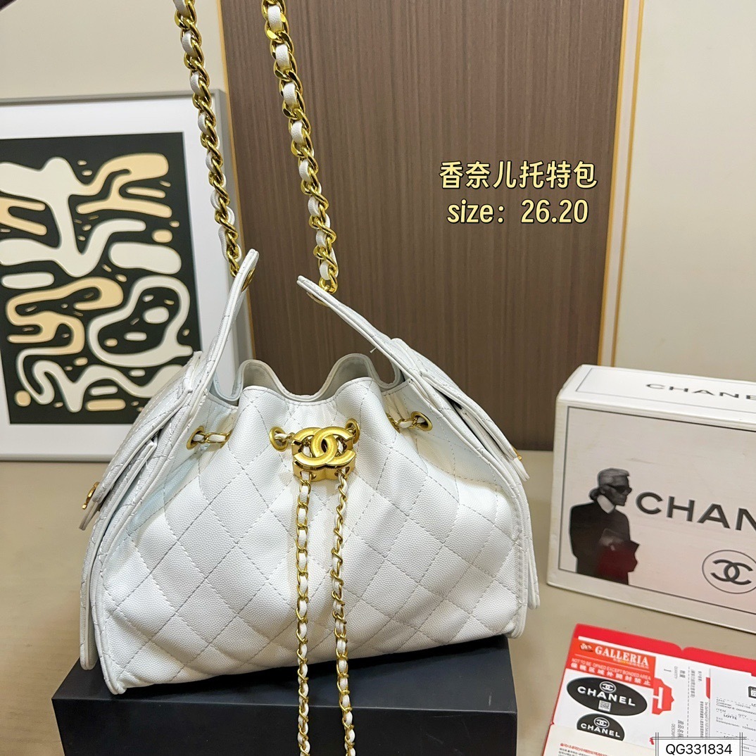 Chanel       $85      ID:8691 gallery