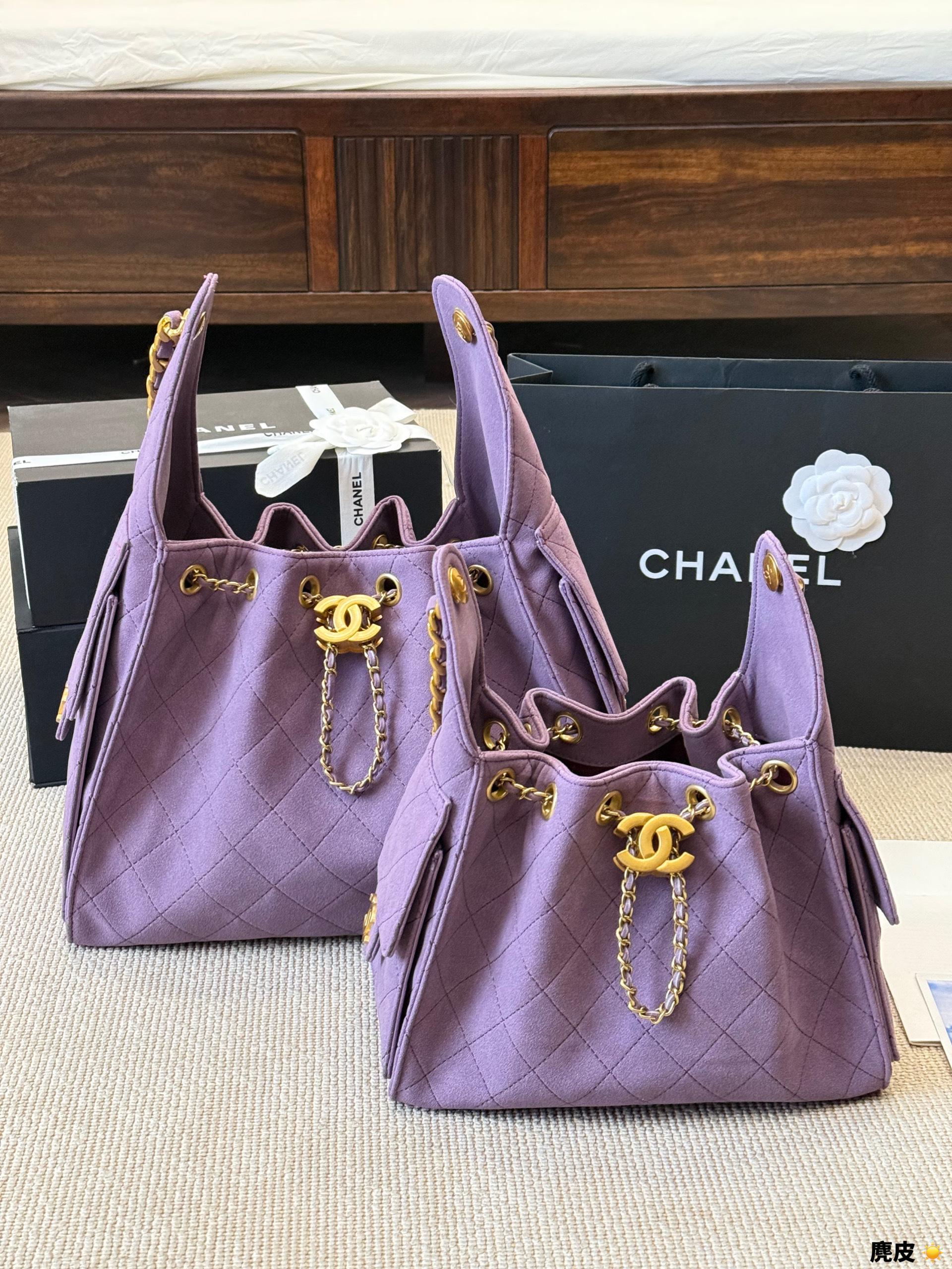 Chanel       $95      ID:8689 gallery