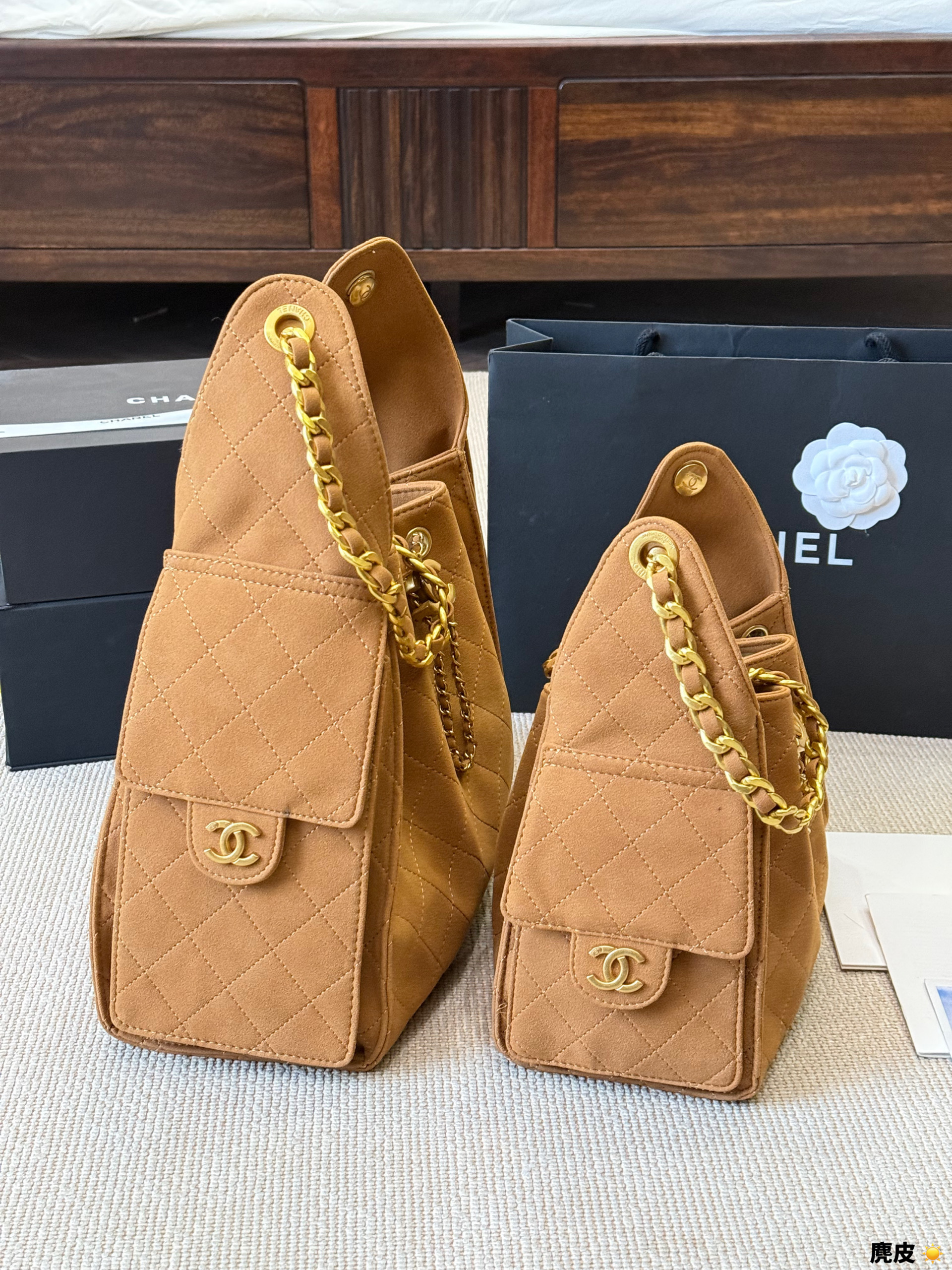 Chanel       $95      ID:8689 gallery