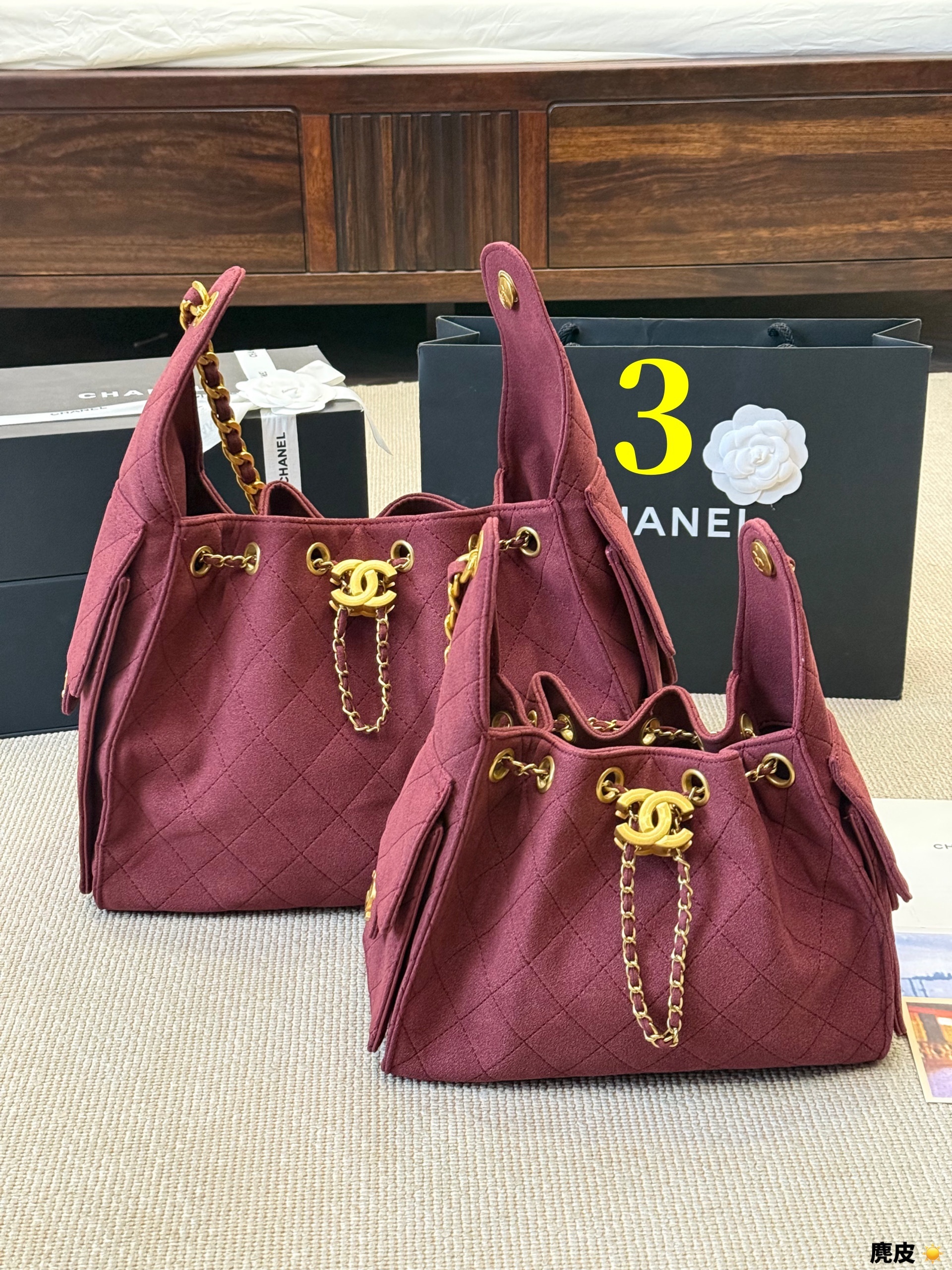 Chanel       $95      ID:8689 gallery