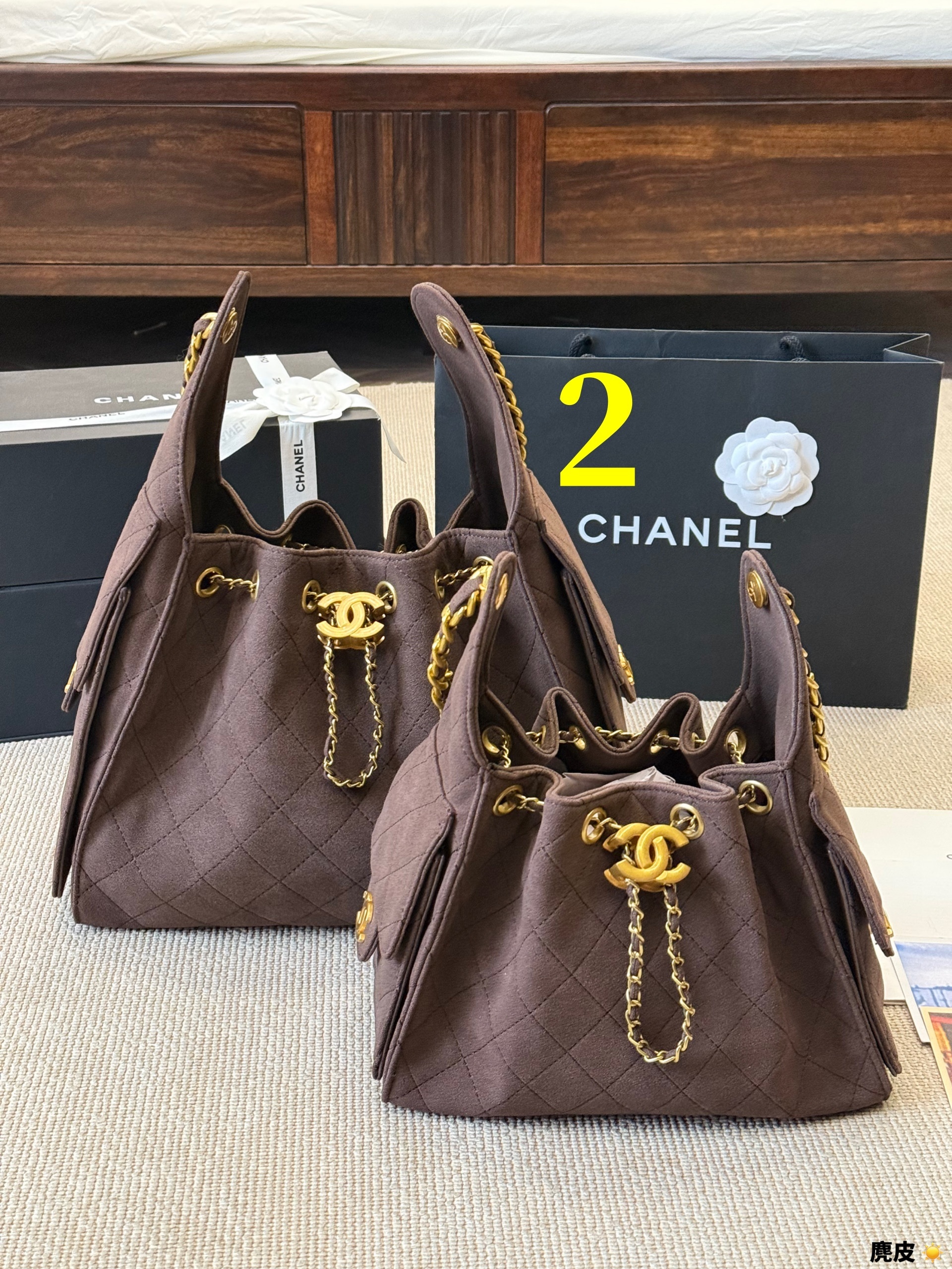 Chanel       $95      ID:8689 gallery