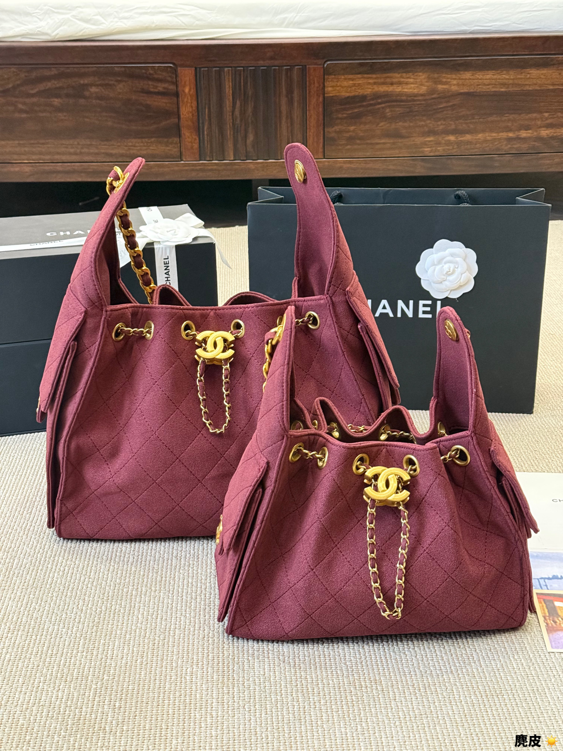 Chanel       $95      ID:8689 gallery