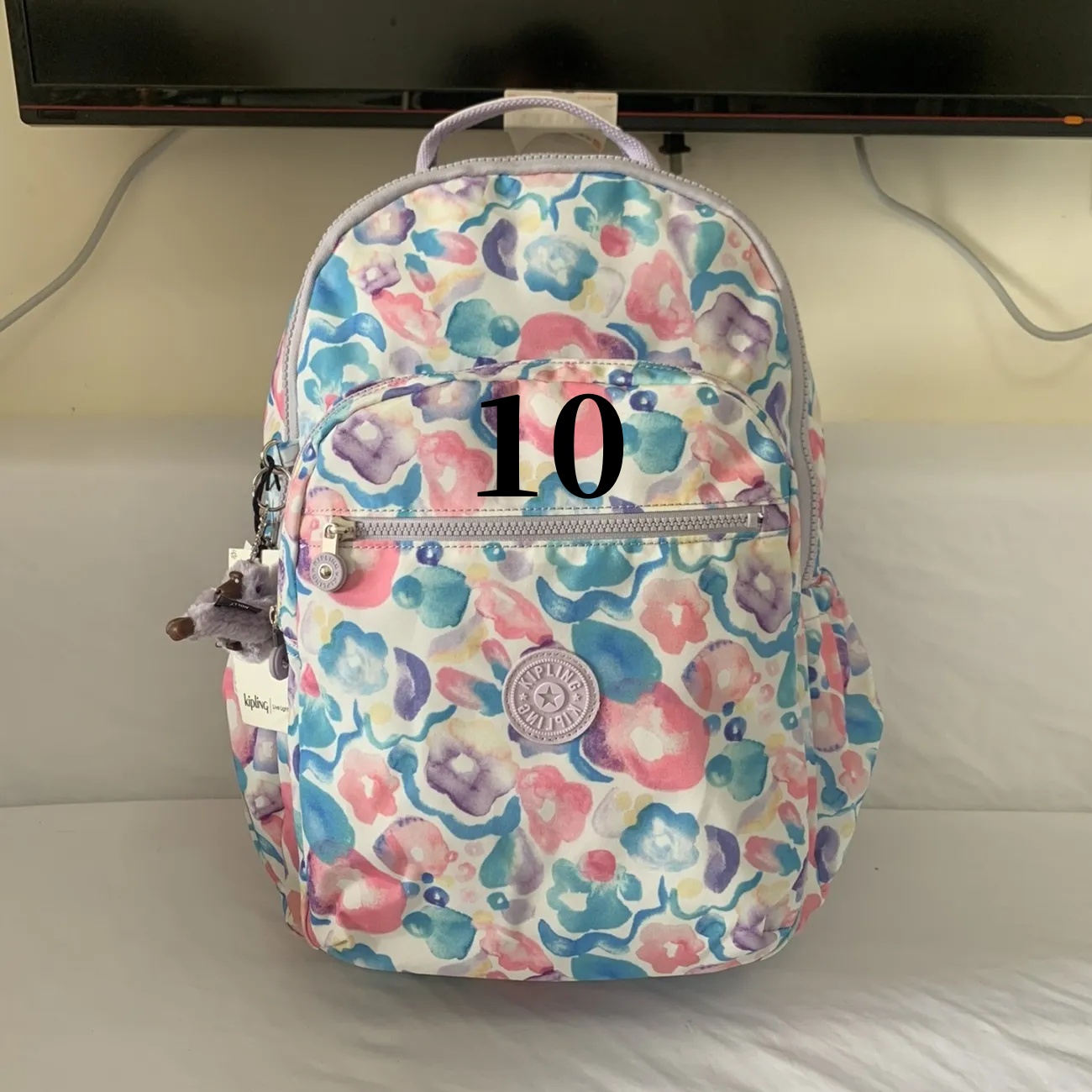 KIPLING      $56        ID:8215 gallery