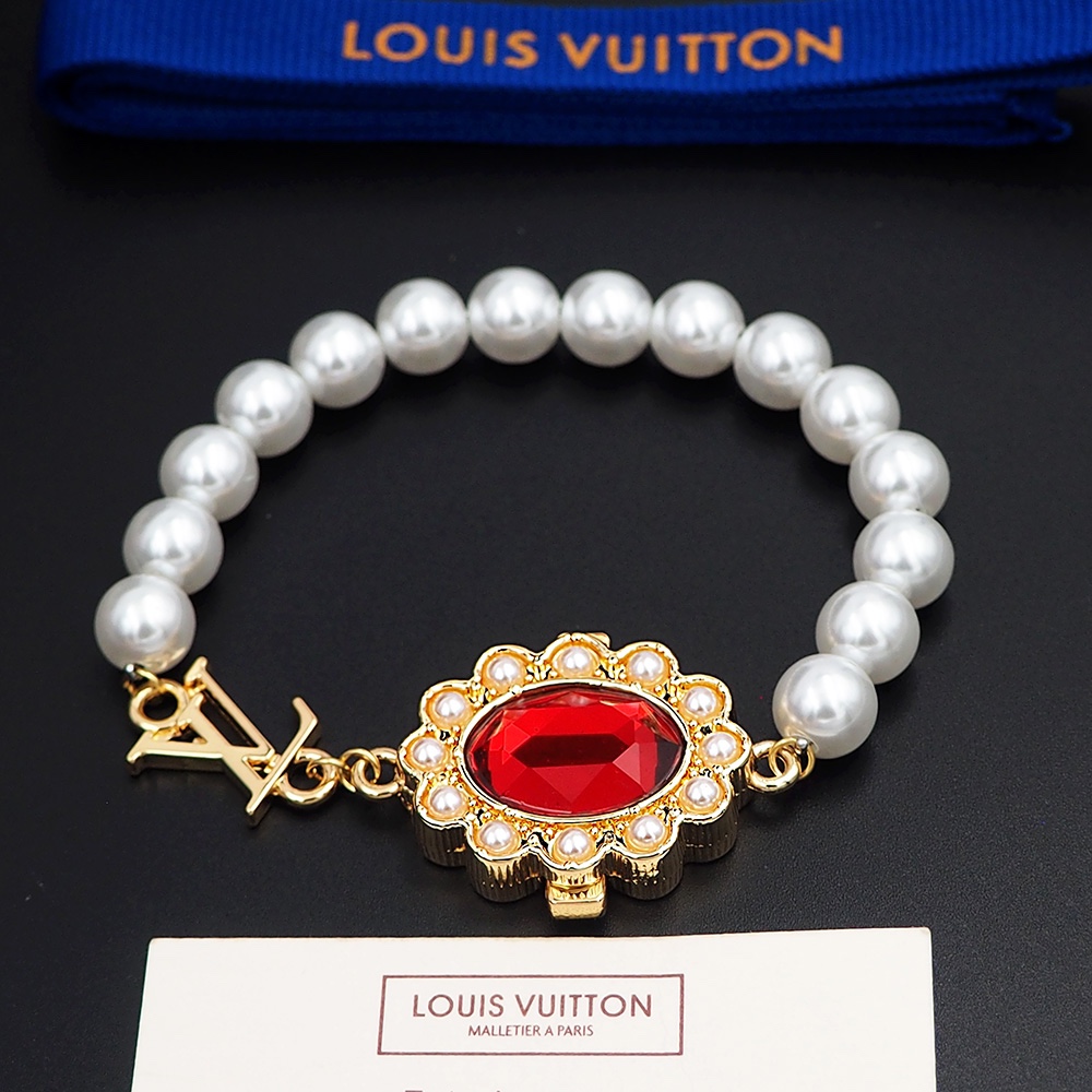 LV             $40            CODE:4007 gallery
