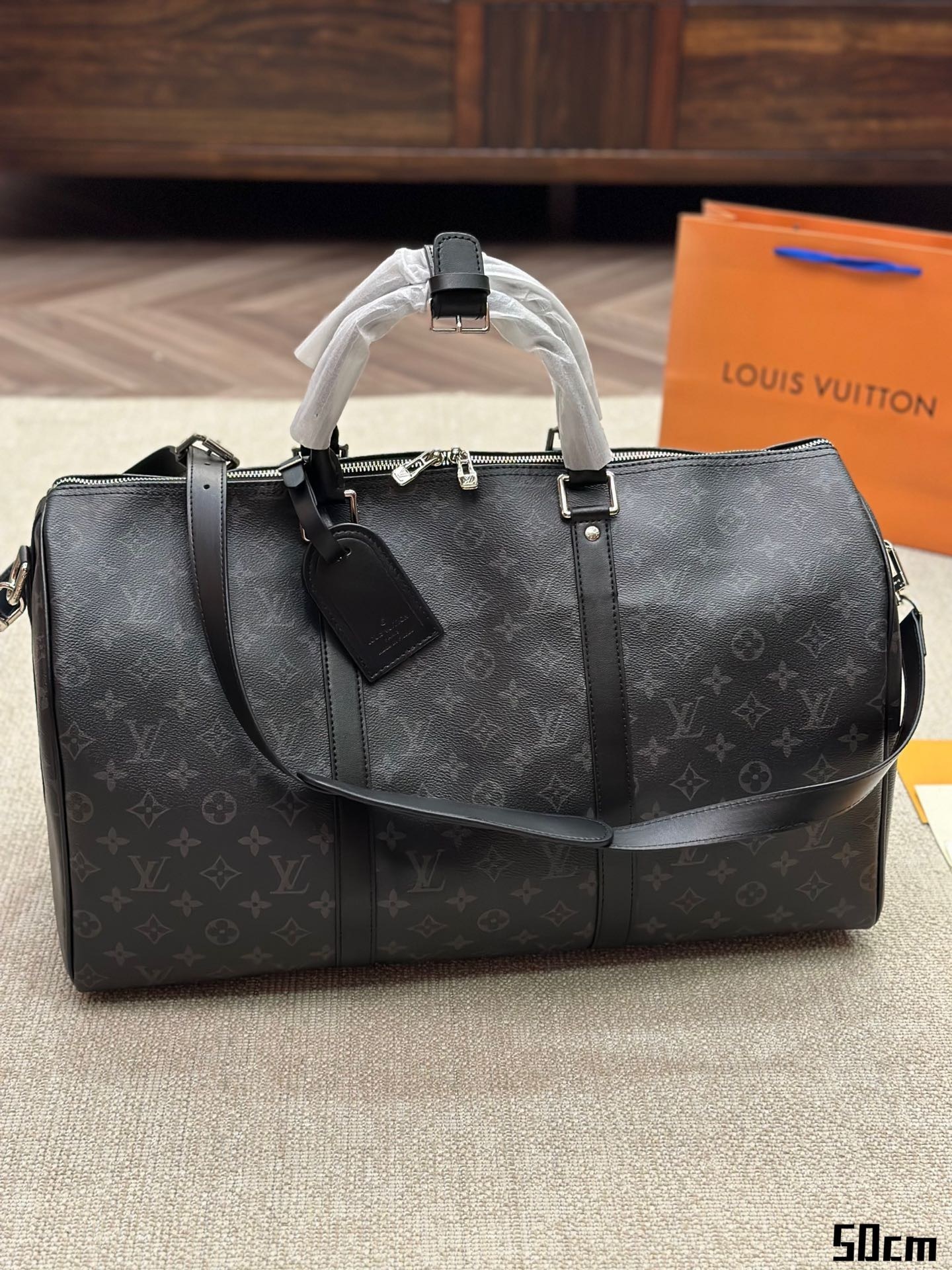 LV        $82     ID:8692 gallery