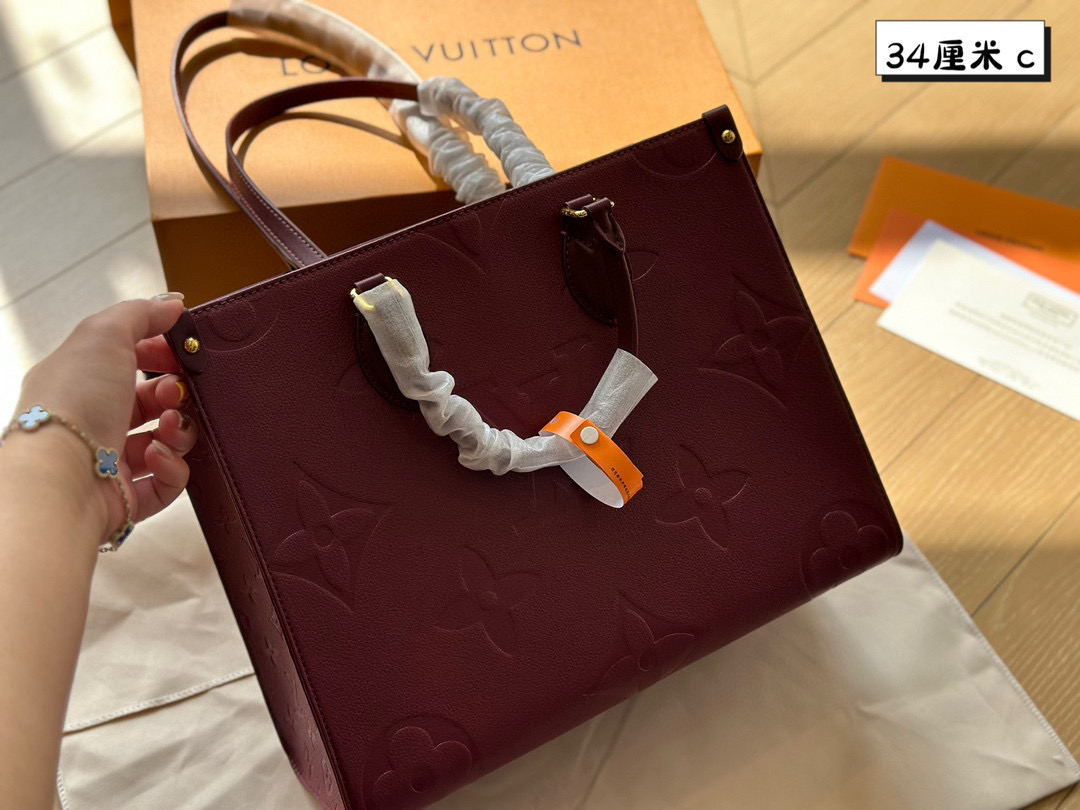 LV  $85  code:15064 gallery