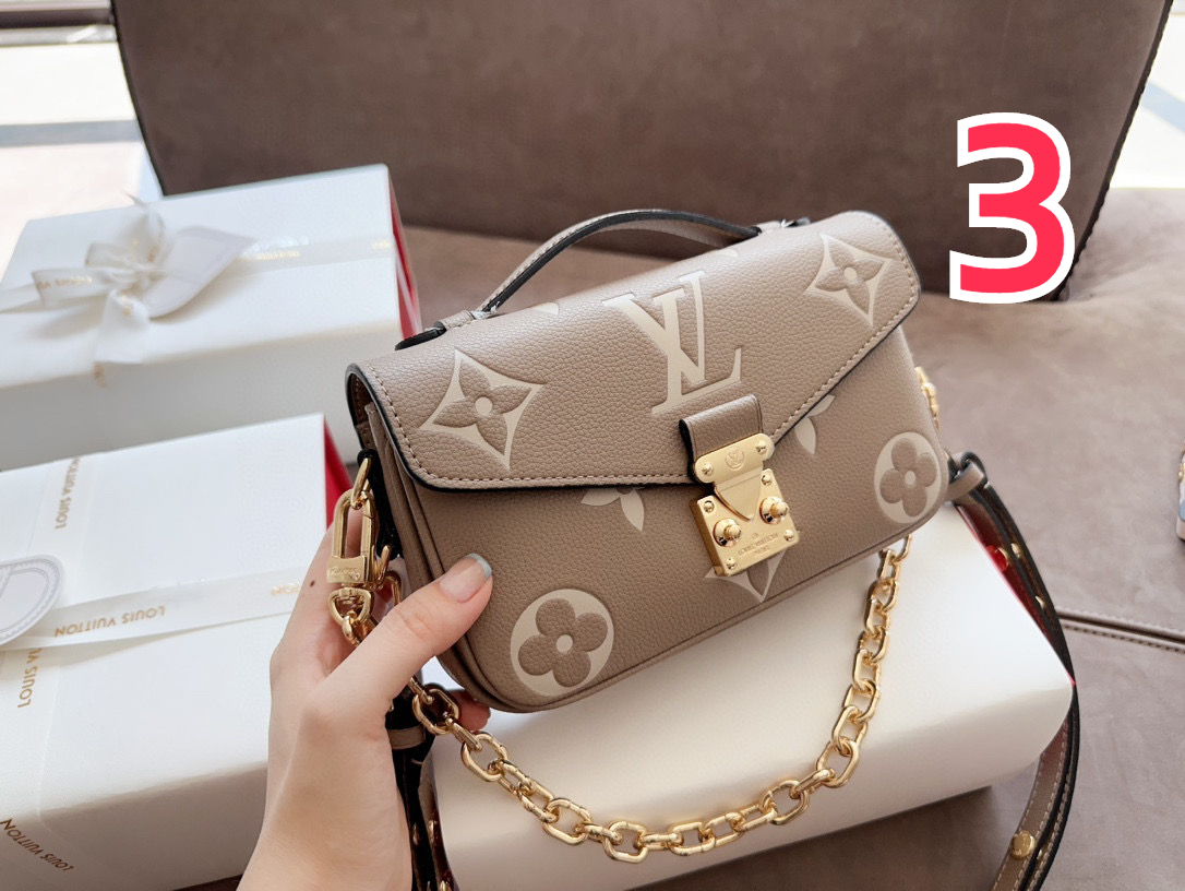 LV $102 code:14835 gallery
