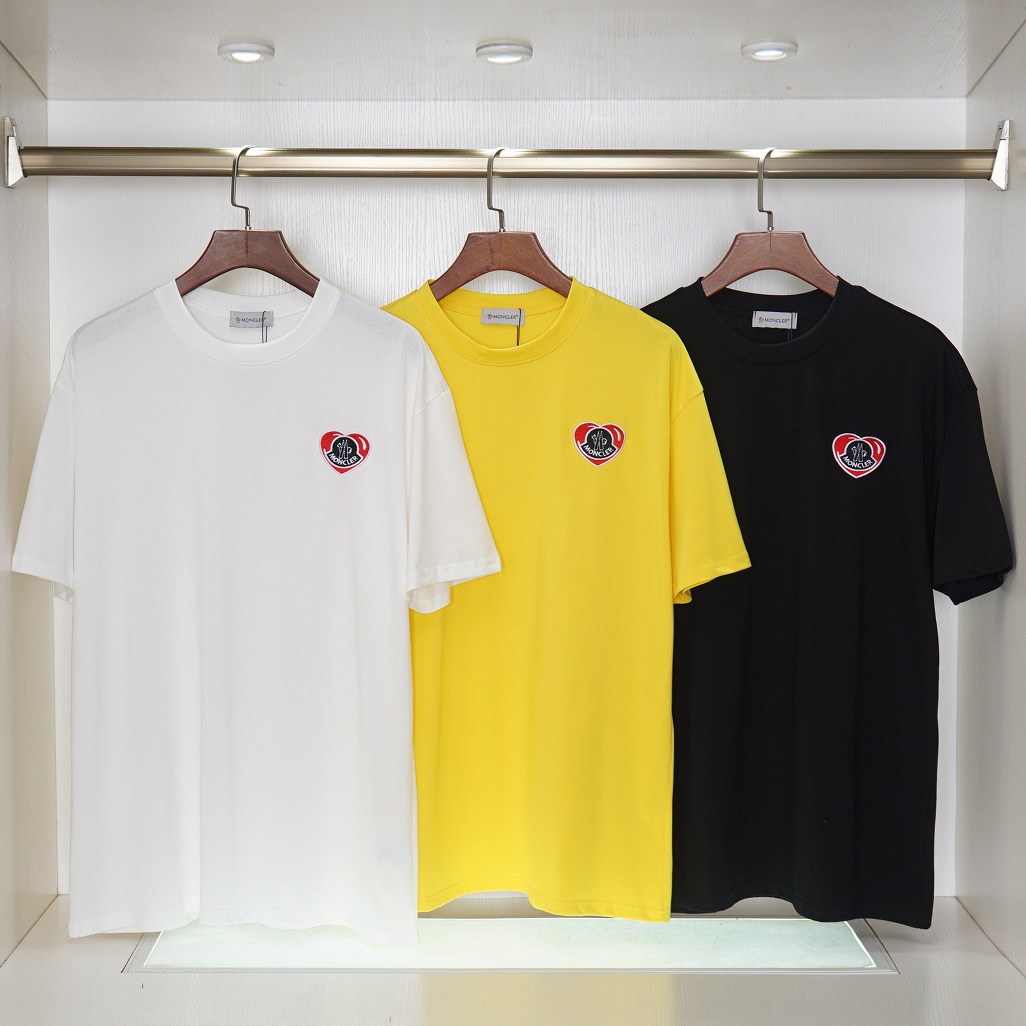 Moncler $30   CODE:15137 gallery