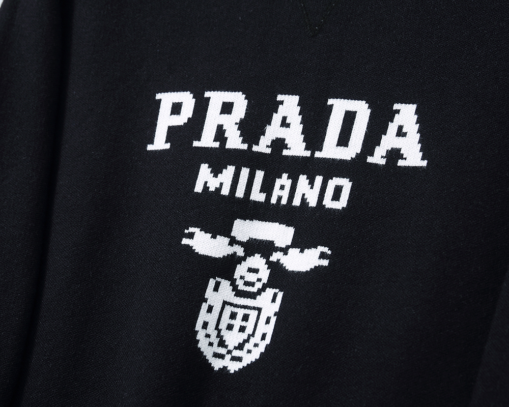 PRADA         $60          ID:4241 gallery