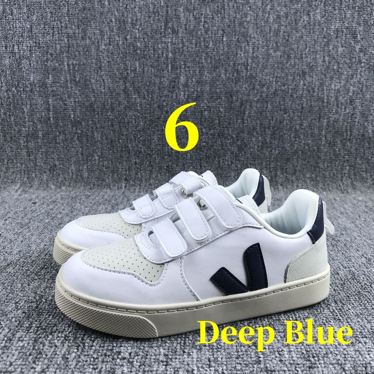 V      $44     ID:8706 gallery