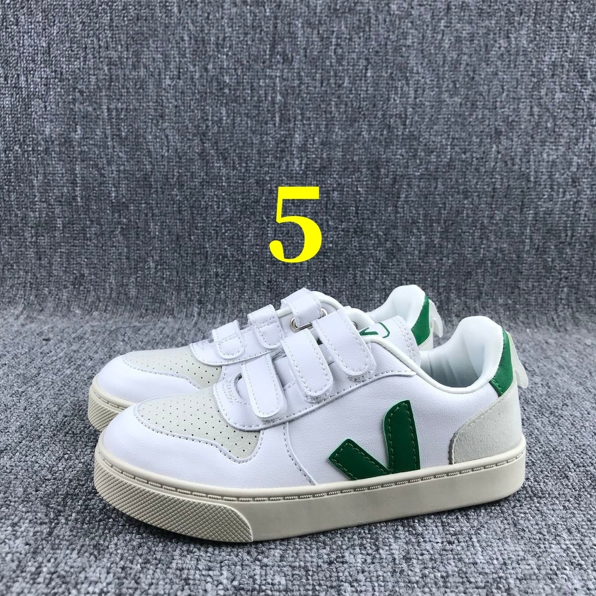 V      $44     ID:8706 gallery