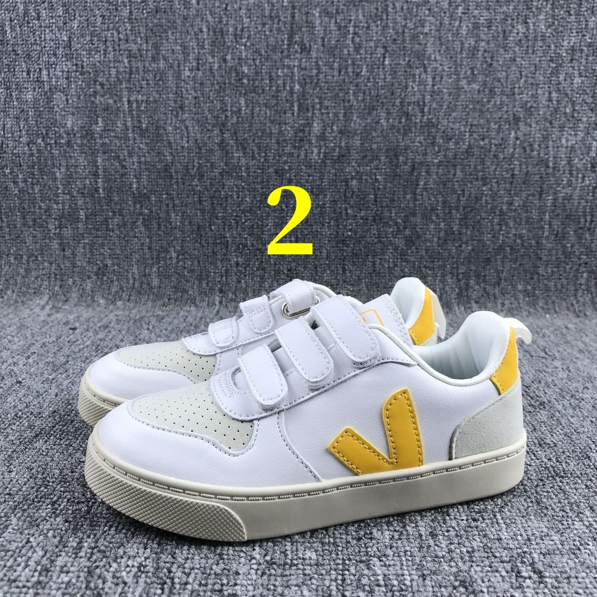 V      $44     ID:8706 gallery