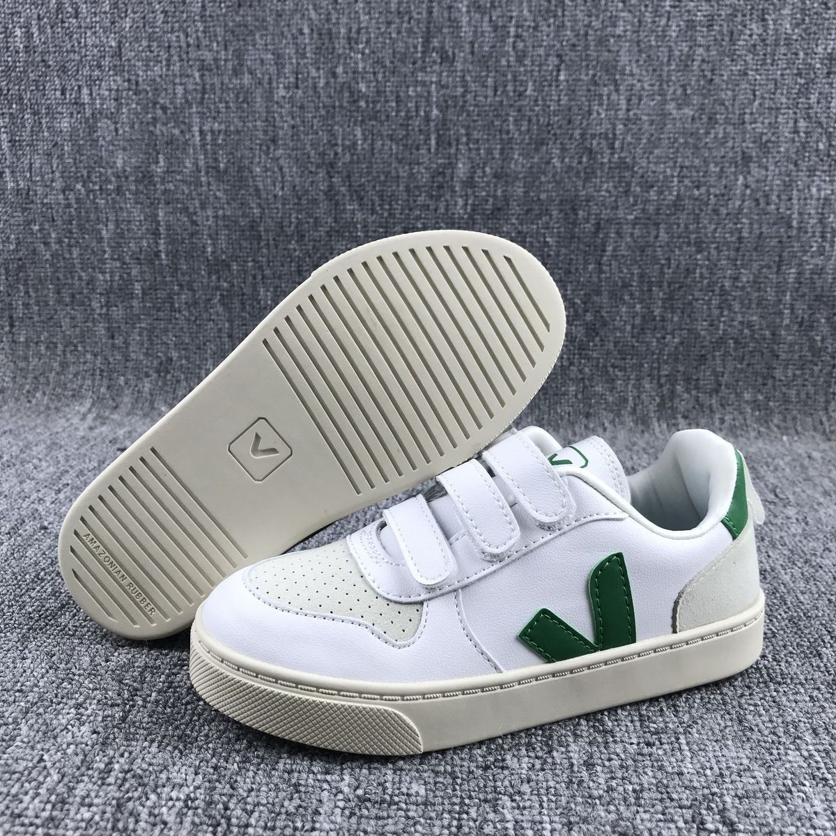 V      $44     ID:8706 gallery