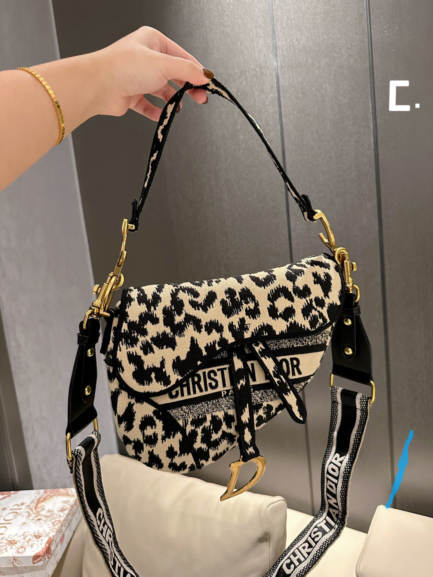$75 code:11205 gallery