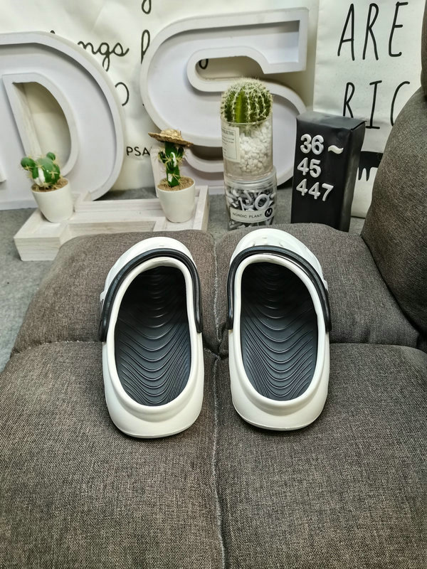00011  $45 gallery