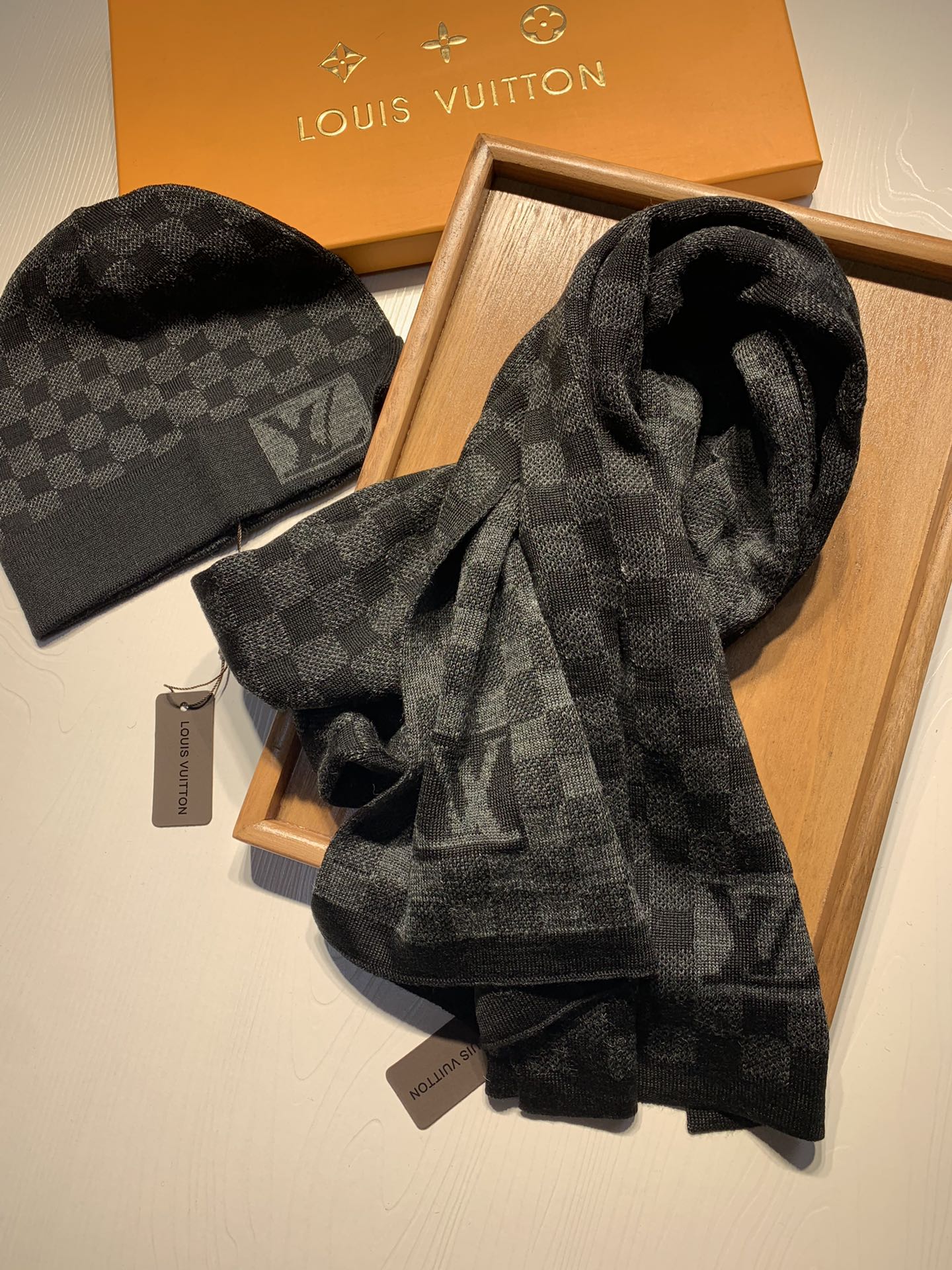 00028 $35 gallery