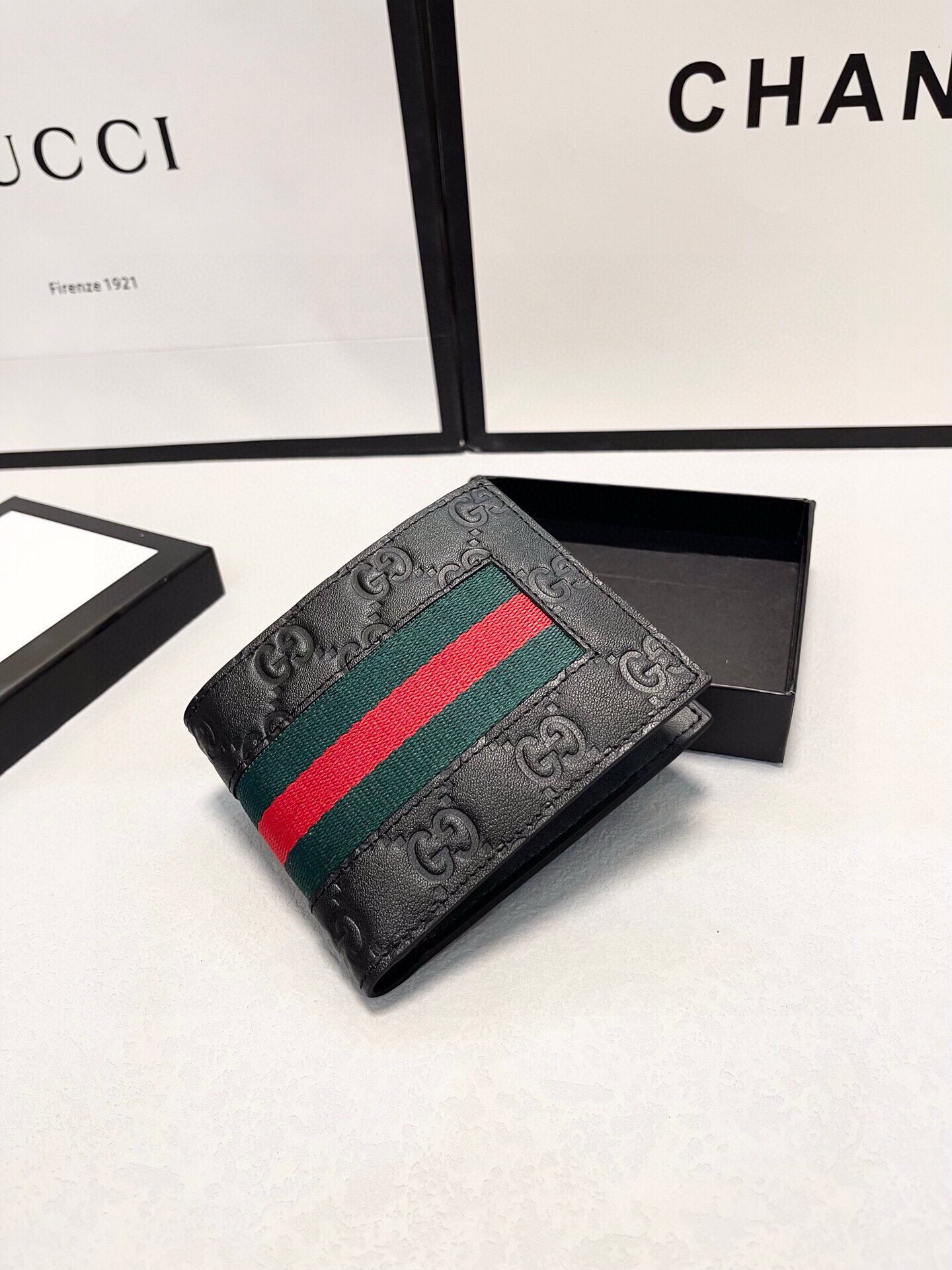 0015 38$ Gucci counter style gallery