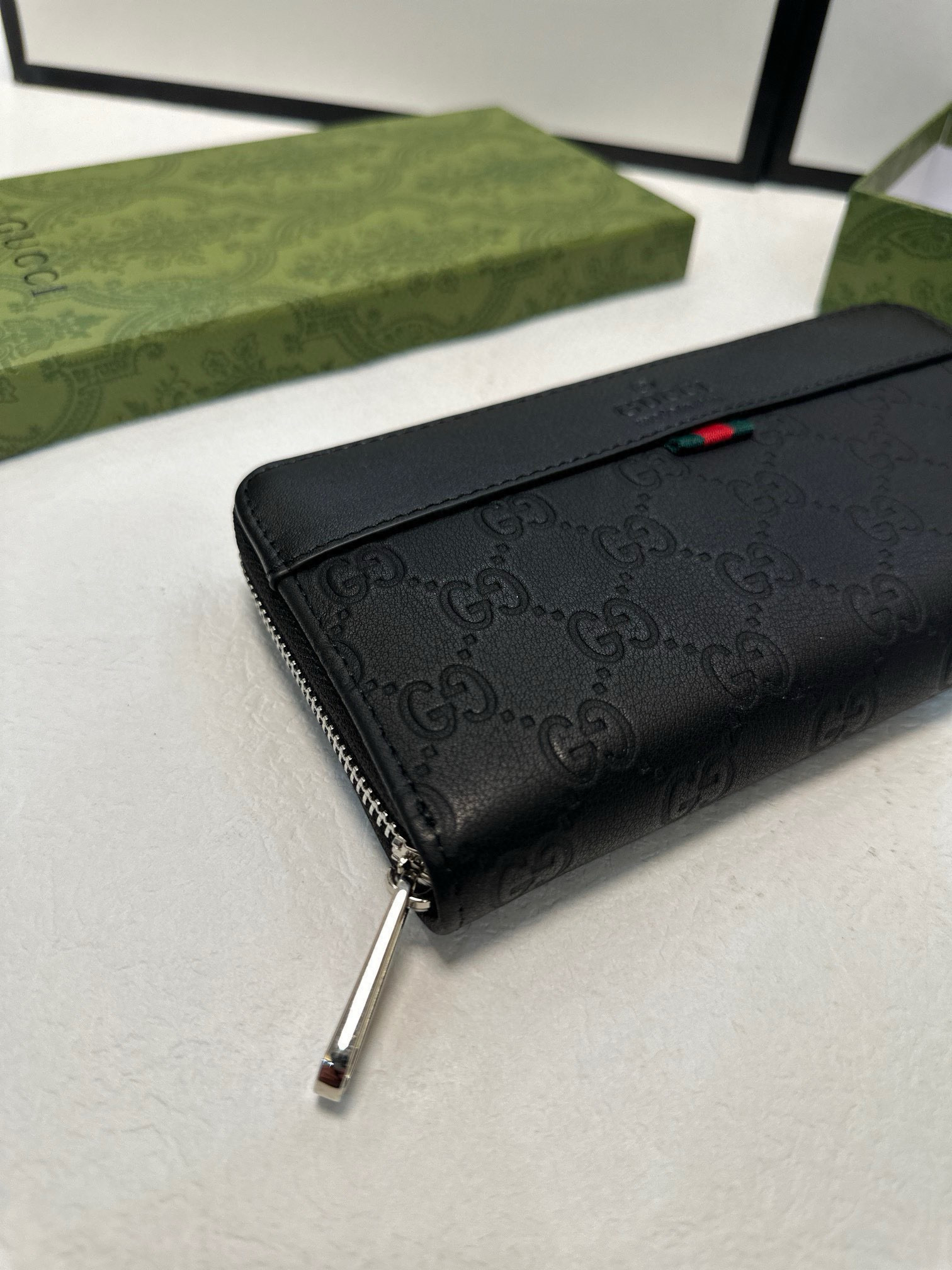 0019 40$ Gucci's new model gallery