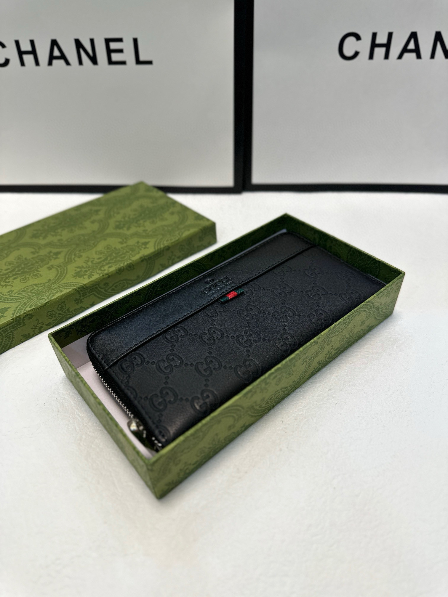 0019 40$ Gucci's new model gallery