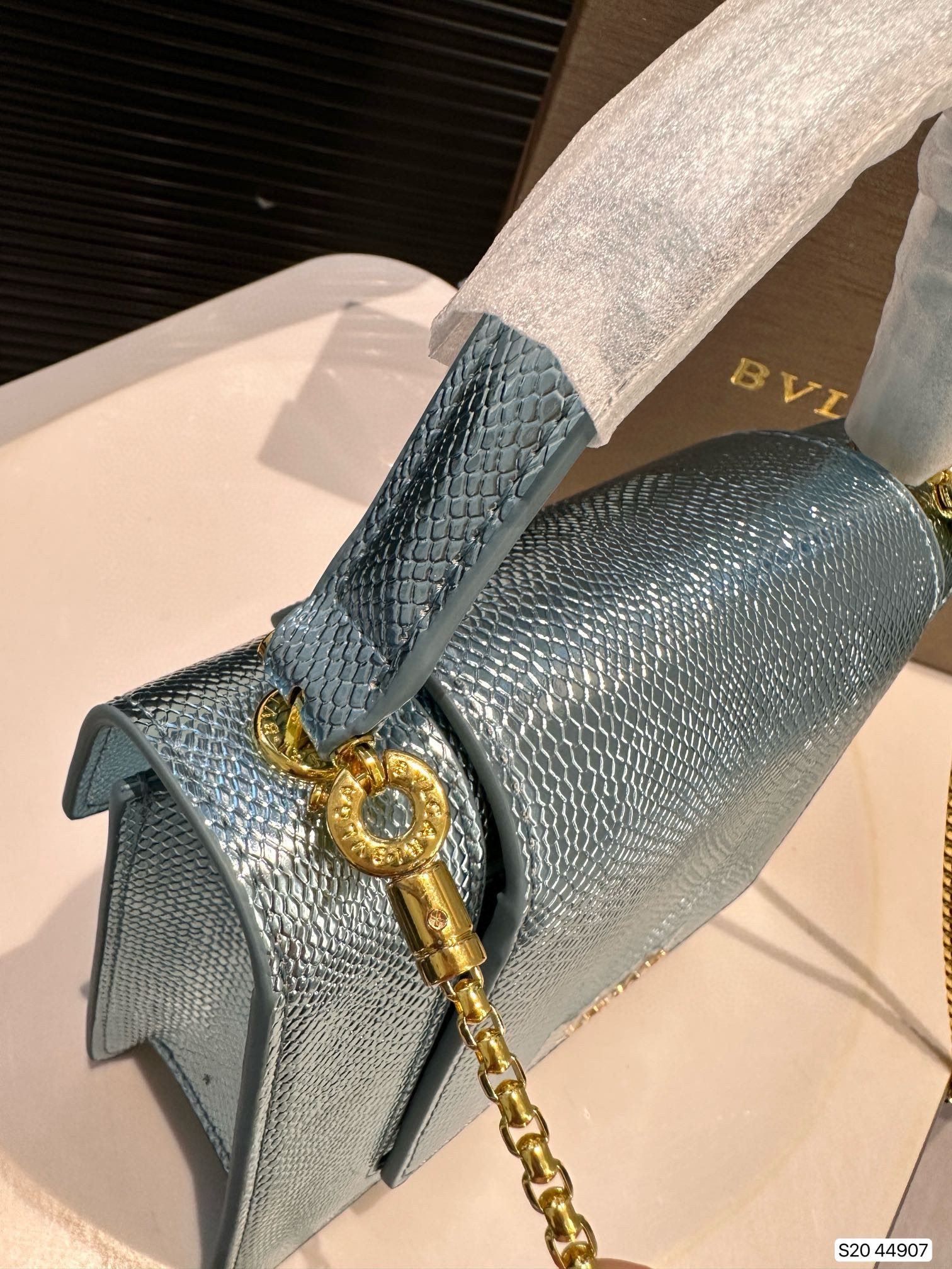 0022 75$ Bulgari Snakehead Bag gallery