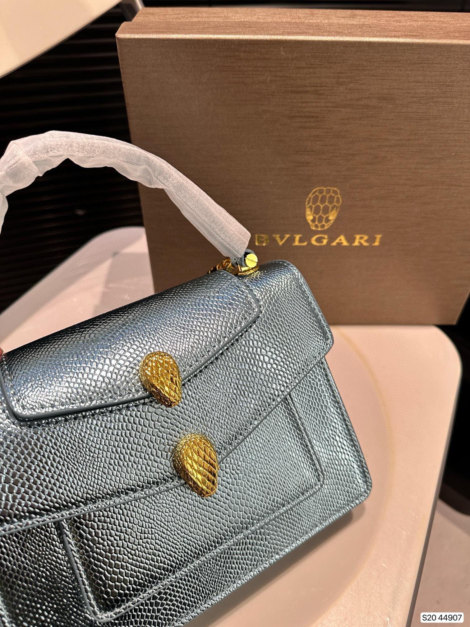 0022 75$ Bulgari Snakehead Bag gallery