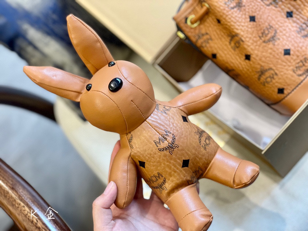 0037 68$ MCM gallery