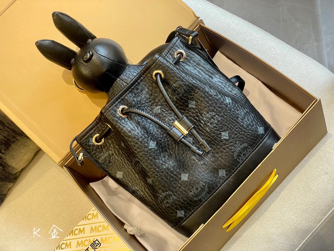0037 68$ MCM gallery