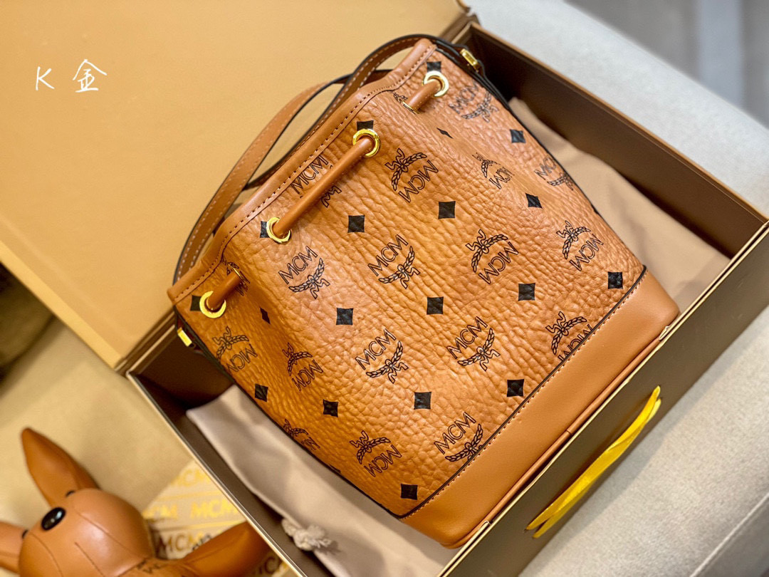 0037 68$ MCM gallery