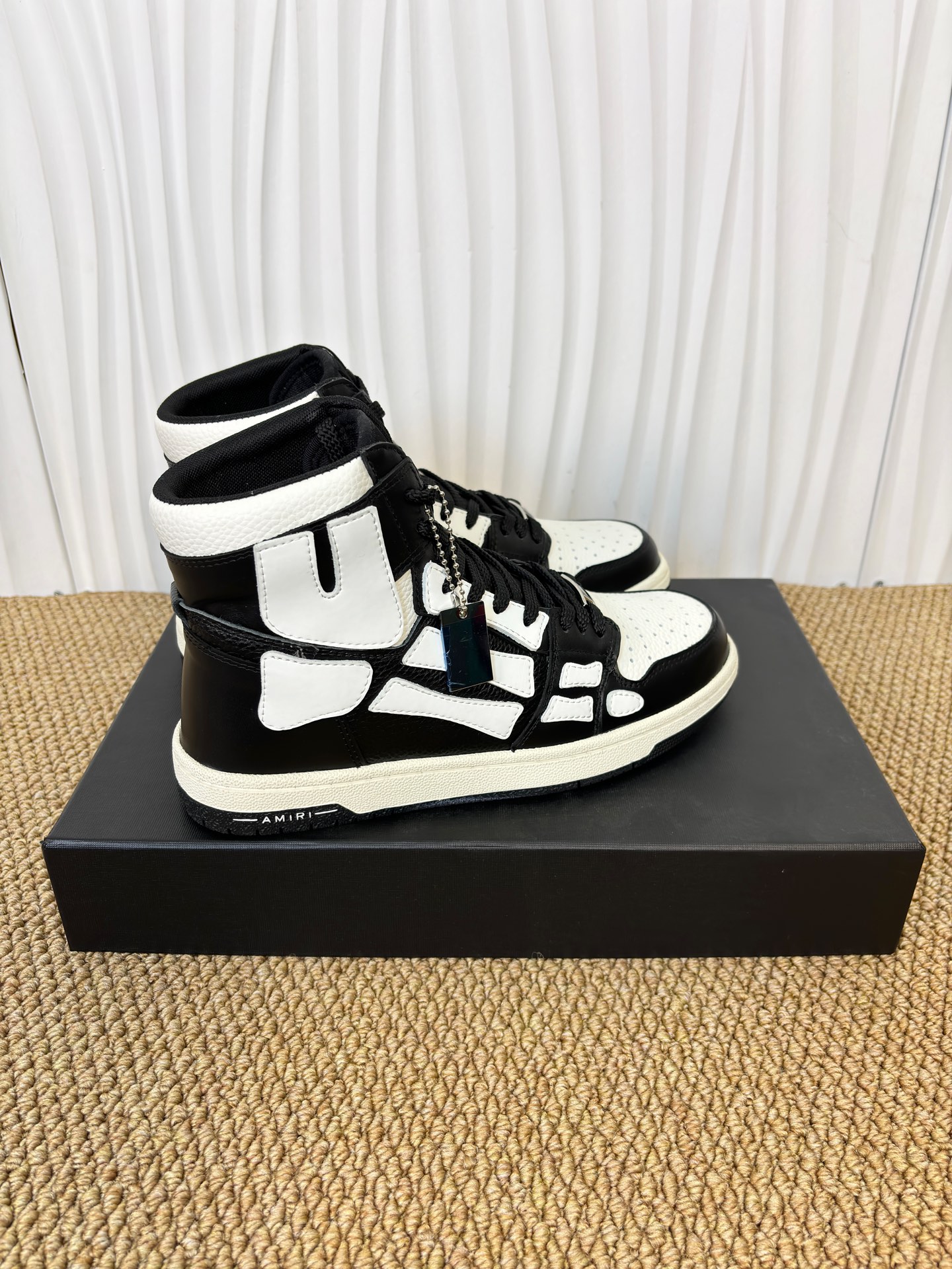 0067  $108 gallery