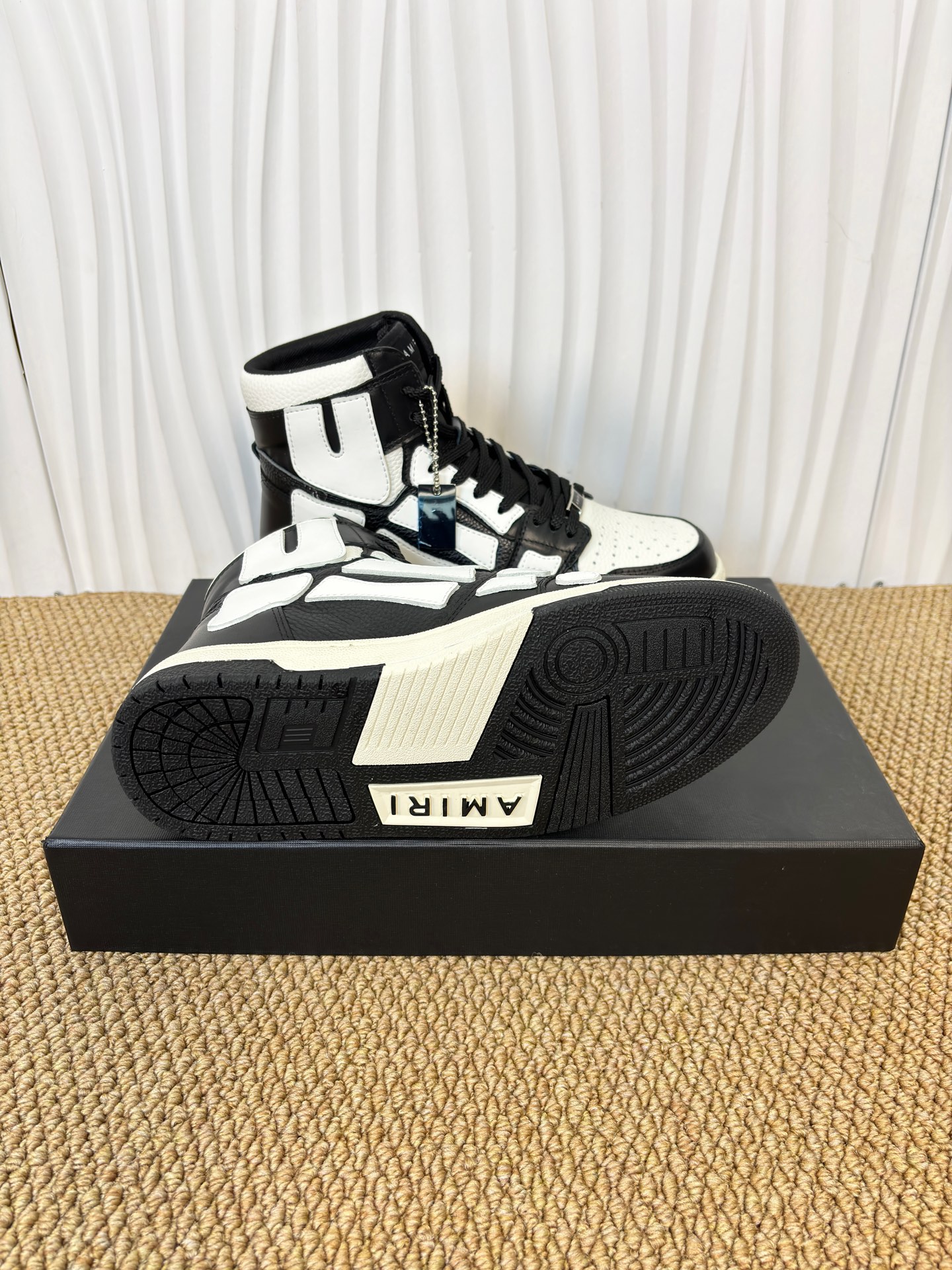 0067  $108 gallery