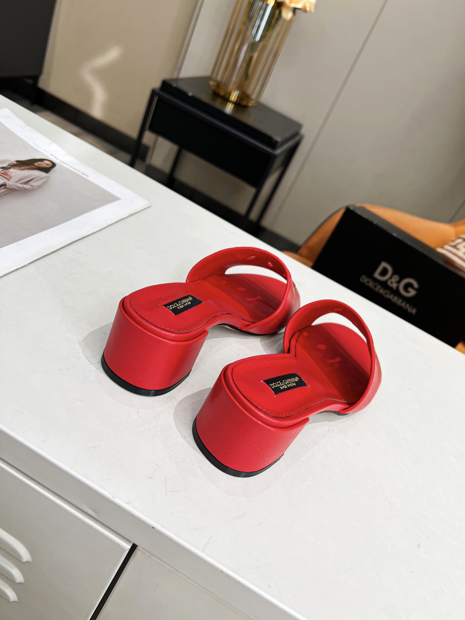 0078  $72 gallery