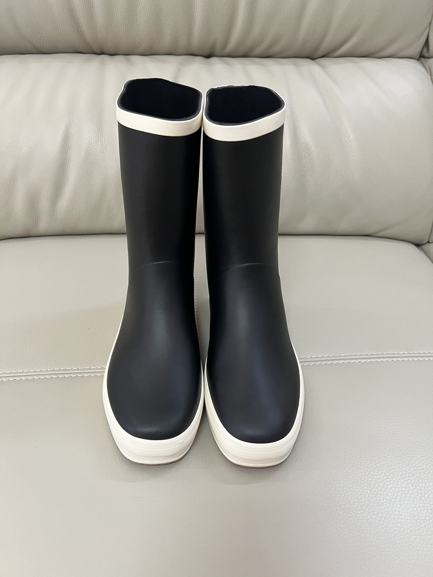 0079  $89 gallery