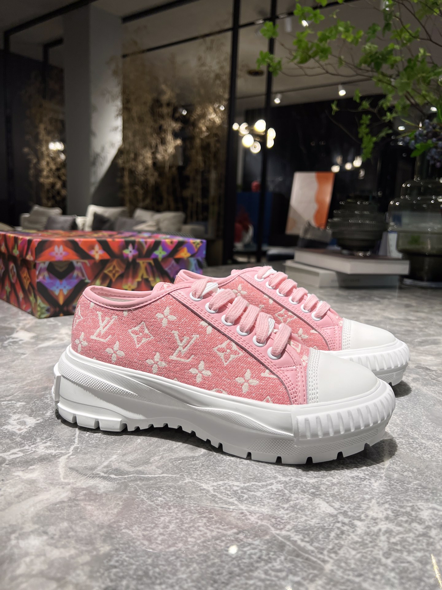 0089  $72 gallery
