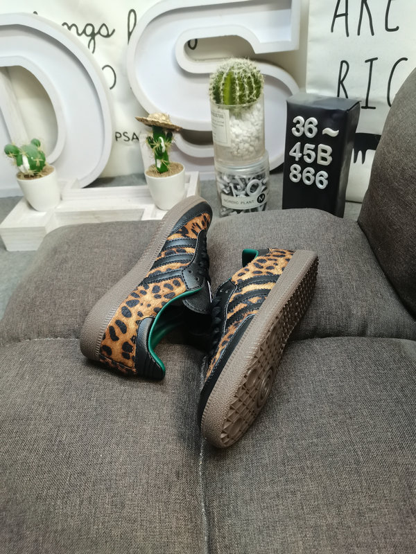 0093  $62 gallery