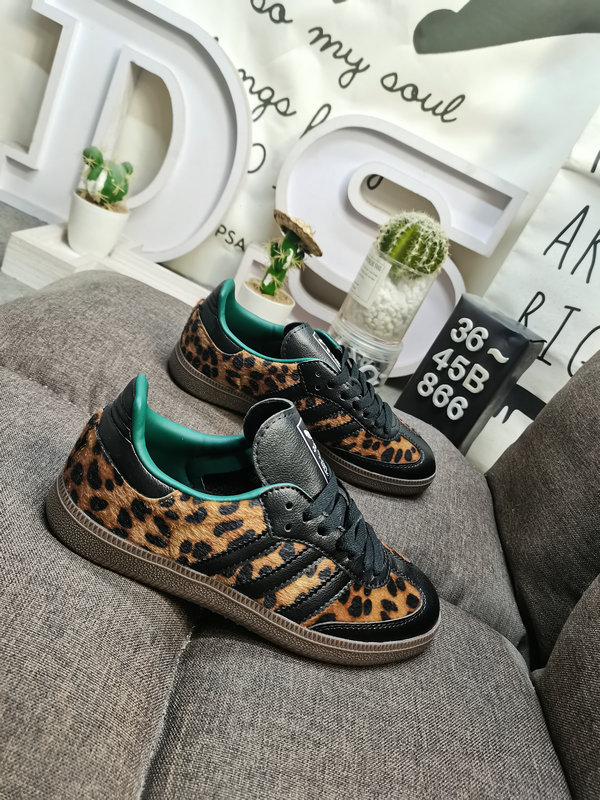 0093  $62 gallery
