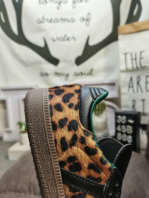0093  $62 gallery