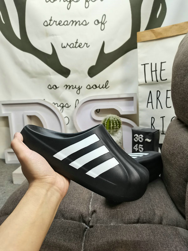 0094  $45 gallery