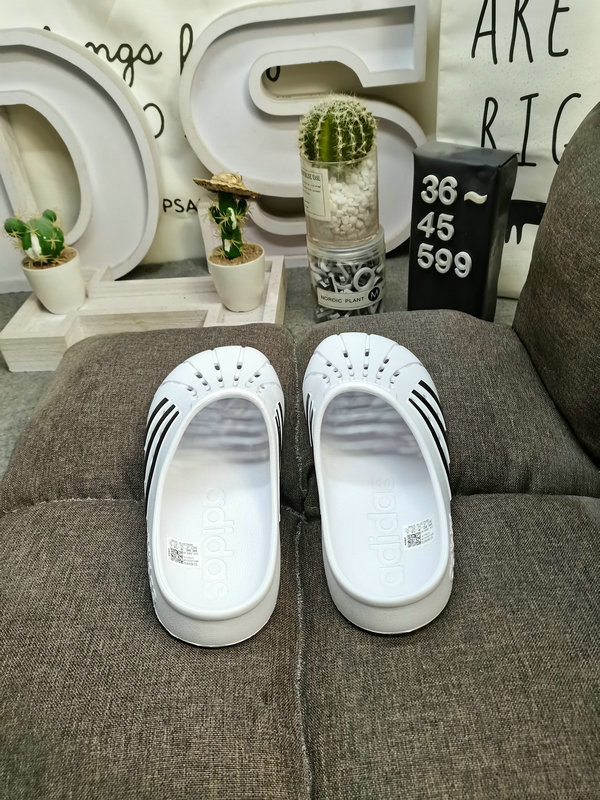 0095  $45 gallery