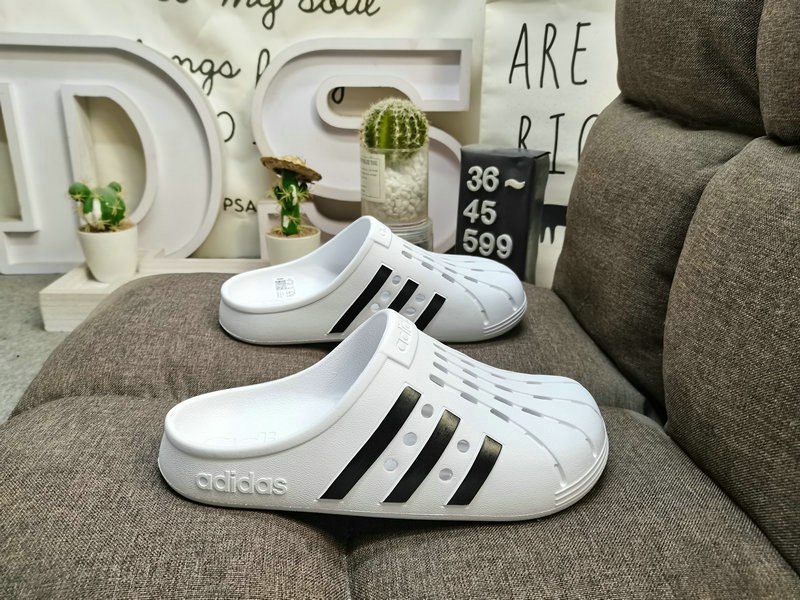0095  $45 gallery