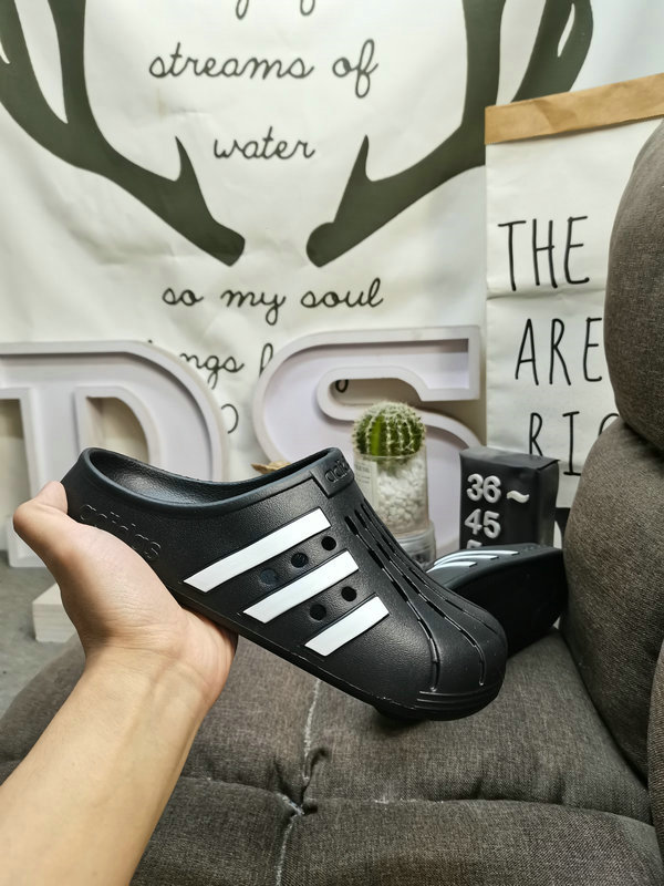 0095  $45 gallery