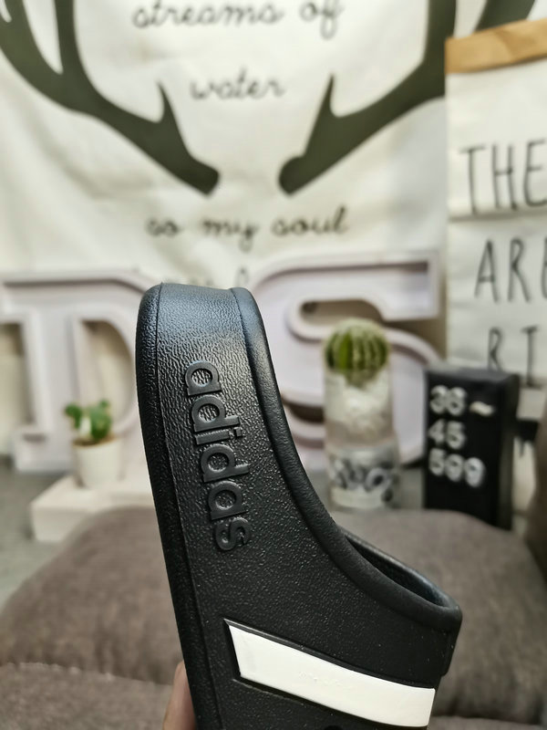 0095  $45 gallery