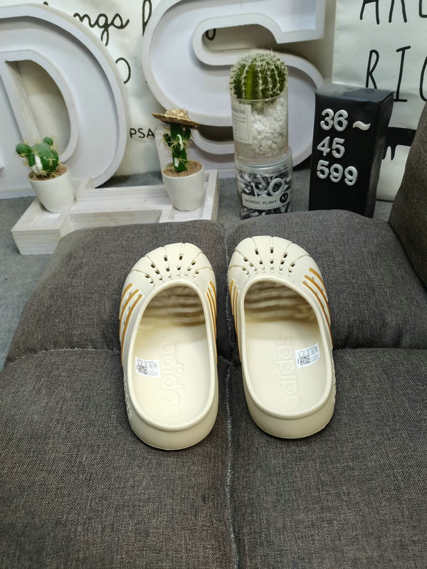 0095  $45 gallery