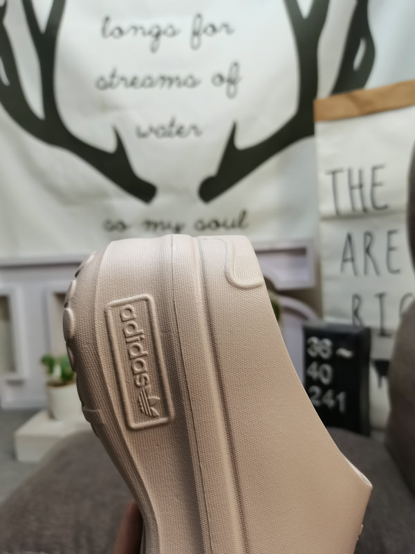 0097  $48 gallery