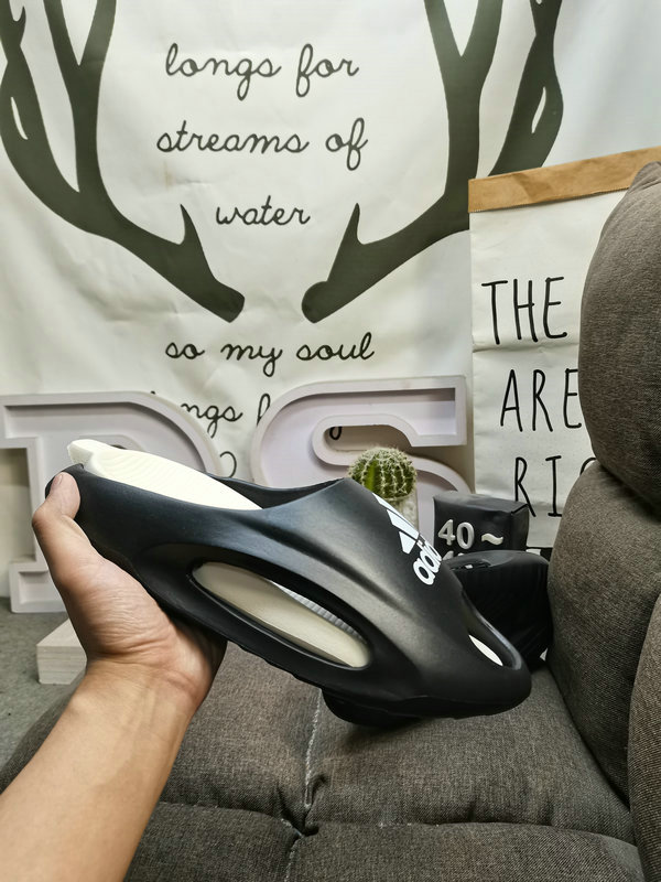 0099 $45 gallery