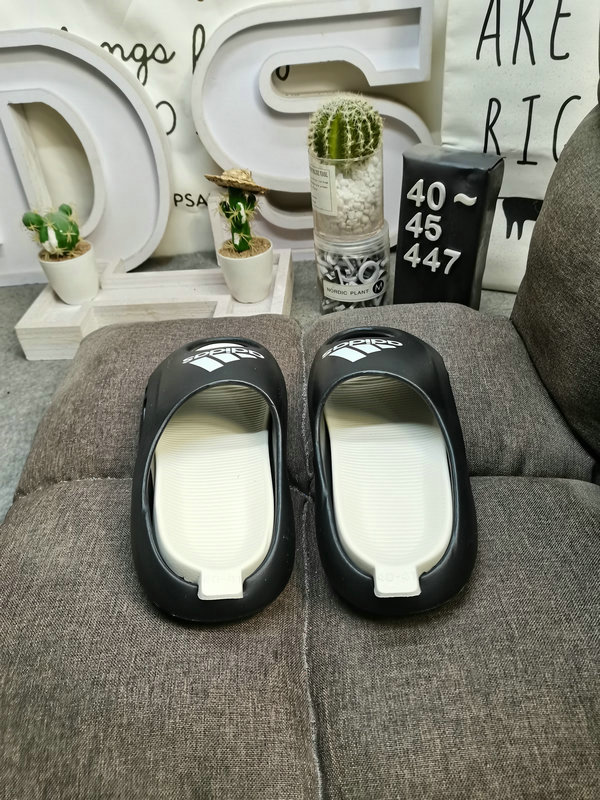 0099 $45 gallery