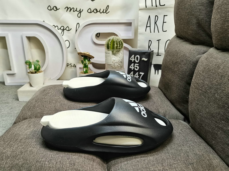 0099 $45 gallery