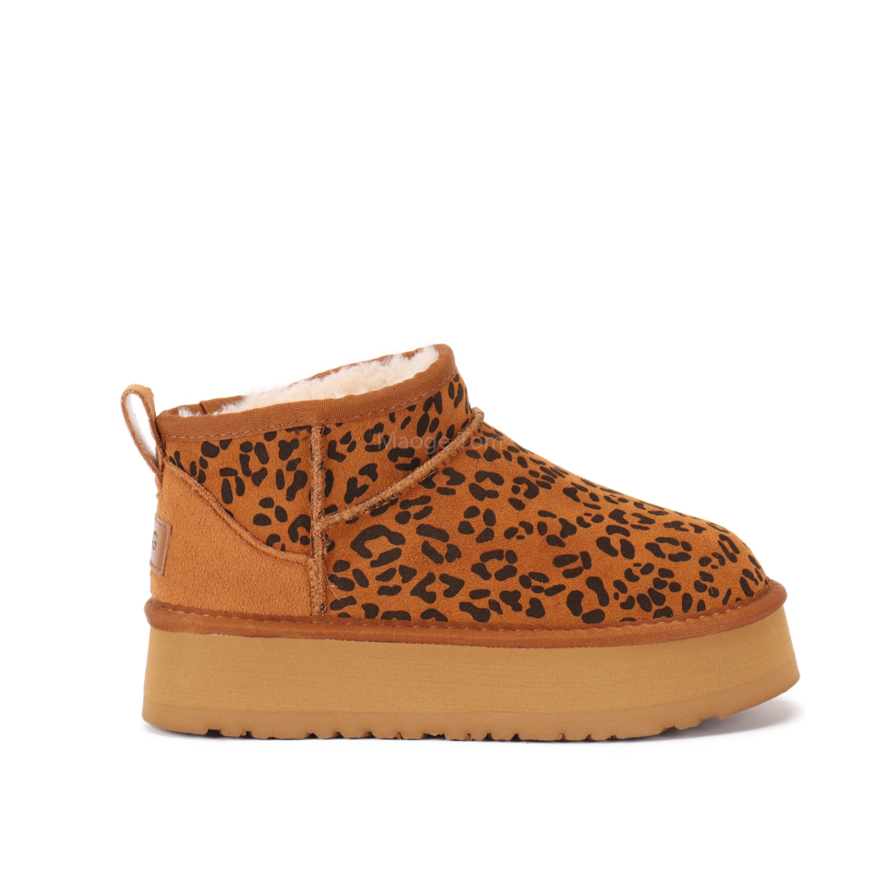 014  UGG 45 gallery