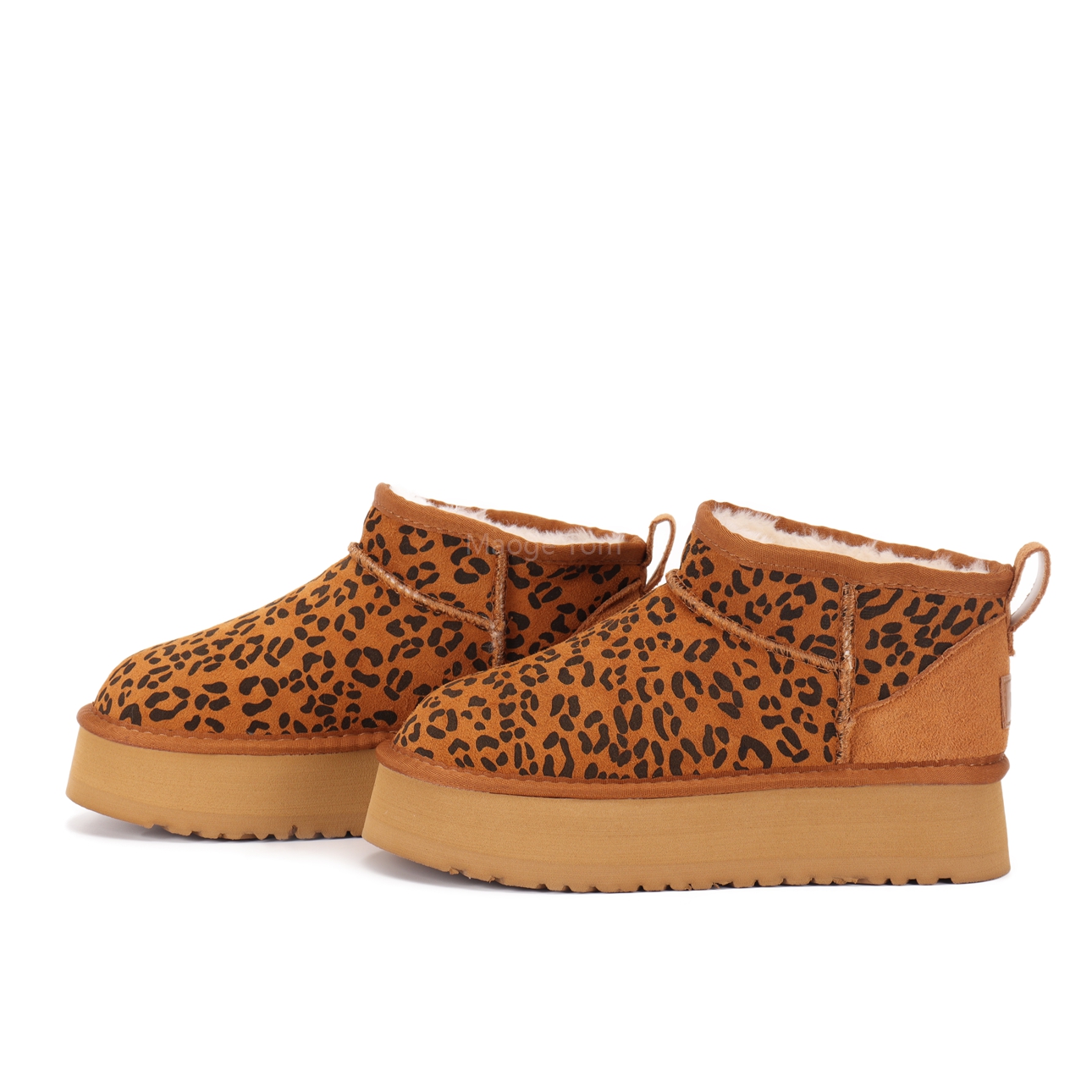 014  UGG 45 gallery