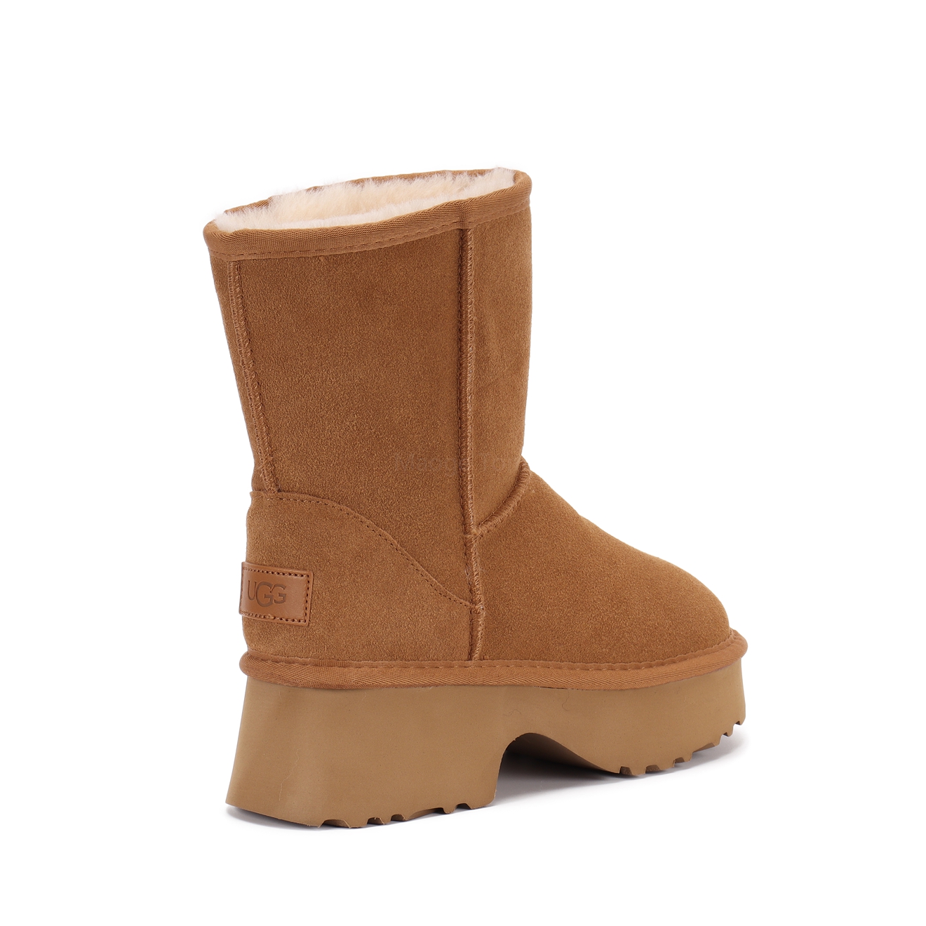 015 UGG 55 gallery